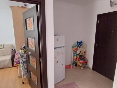 ID 904 Входно антре