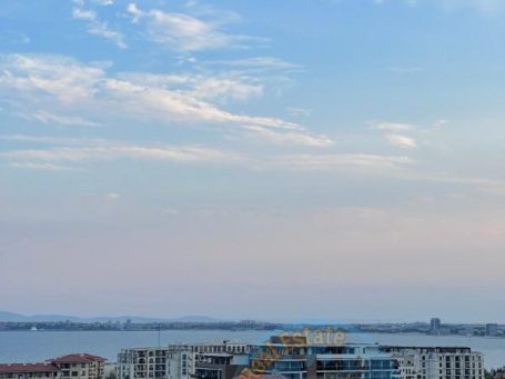 ID 975 Морска панорама от терасата на апартамента