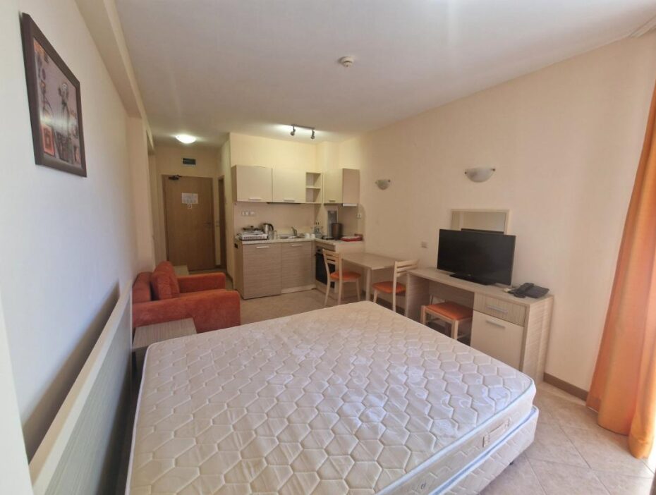 ID 1030 Студия в комплексе "Роял Сан" в Солнечном берегу - Apart Estate