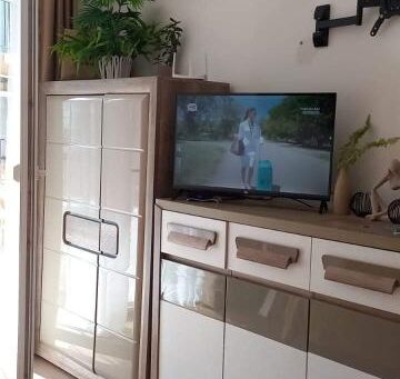 ID 1041 Стенка в студии 