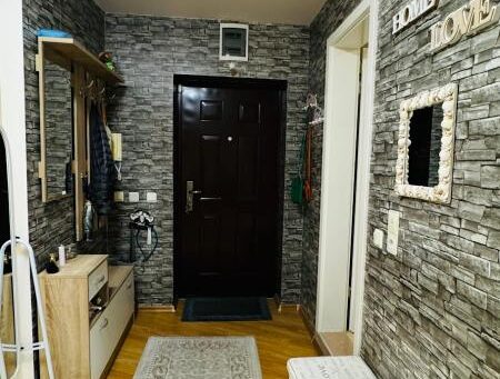 ID 1032 Вид на прихожую