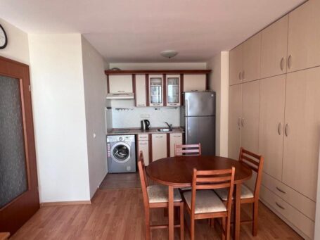 ID 1057 Кухня и обеденная зона