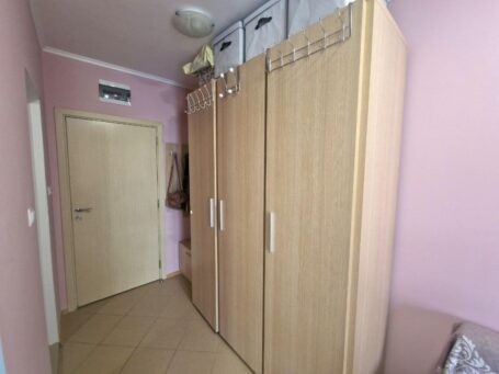 ID 1047 Прихожая