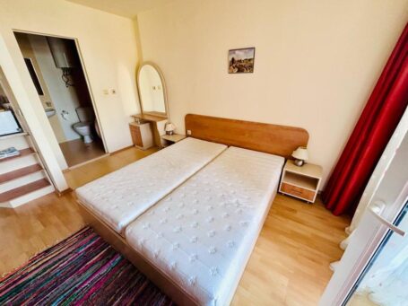 ID 1059 Кровати, тумбы