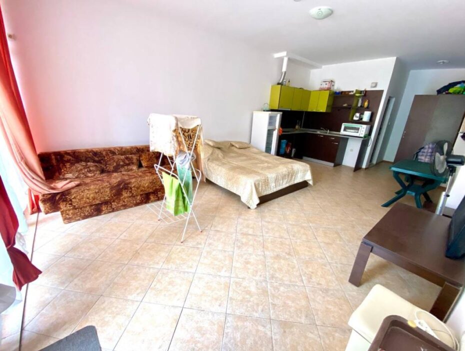 ID 1064 Studio on the ground floor in the Grand Grand Kamelia complex