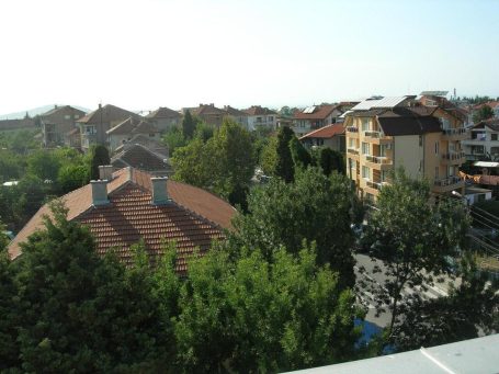 ID 1106 гледка към града