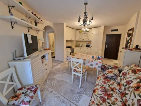 ID 1098 Всекидневна с кухня