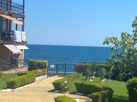 ID 925 sea view