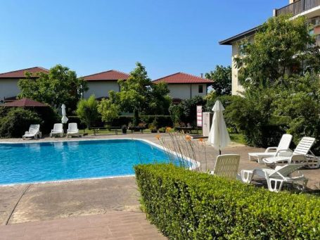 ID 750 Swimming pool on the territory of the Chateau Aheloy complex