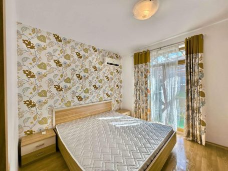 ID 813 bedroom