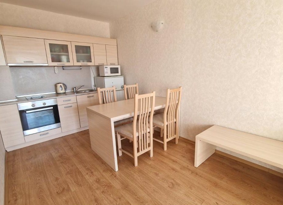 ID 970 Apartment in Ravda with sea view in the "Rutland Beach" complex