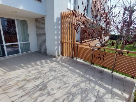 ID 848 Spacious terrace