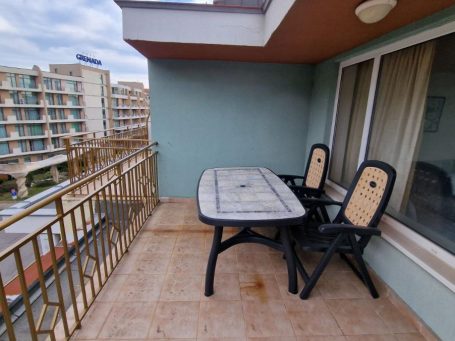 ID 688 terrace