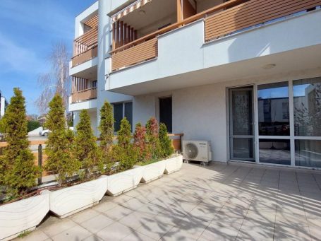 ID 848 terrace