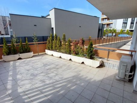 ID 848 Apartment terrace