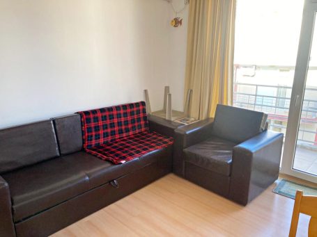 ID 1125 Sofa in the living room
