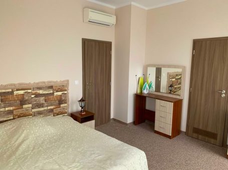 ID 751 bed, bedroom