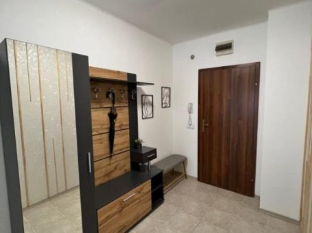 ID 839 entrance hall