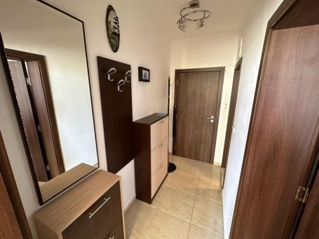 ID 997 Entrance hall
