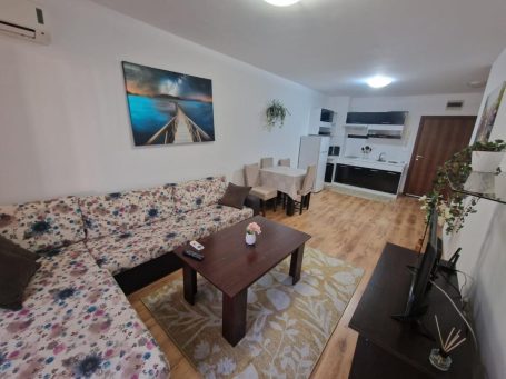 ID 993 Апартамент в комплекс Royal Palm в Свети Влас