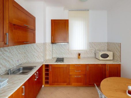 ID 846 Kitchen corner