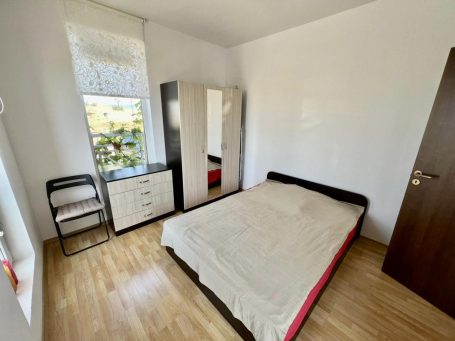 ID 613 bedroom