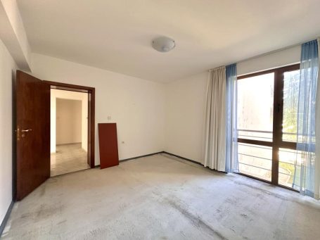 ID 977 bedroom