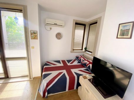 ID 834 sleeping area