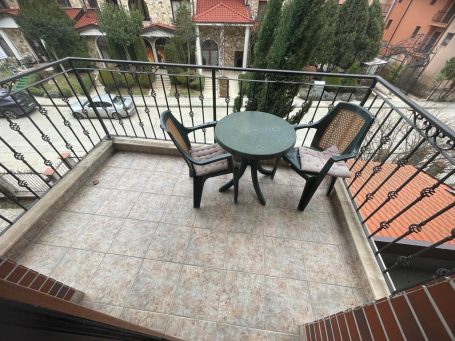 ID 821 terrace