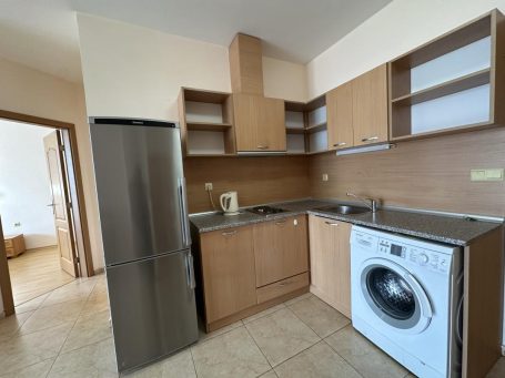 ID 816 View of the kitchen