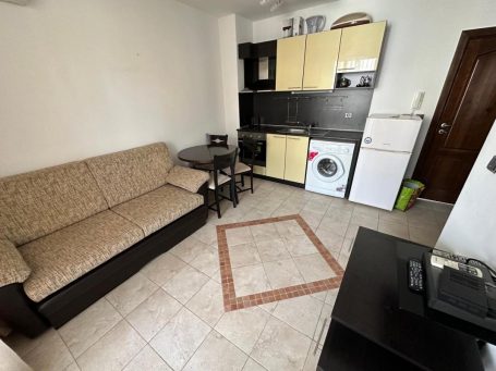 ID 819 Apartment with sea view in "Tryavna Beach" complex