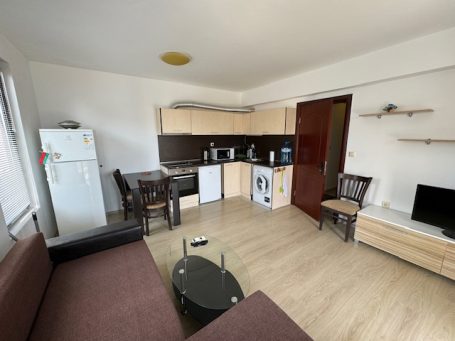 ID 995 Living room with kitchen and dining room