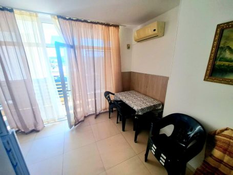 ID 1003 Studio with furniture