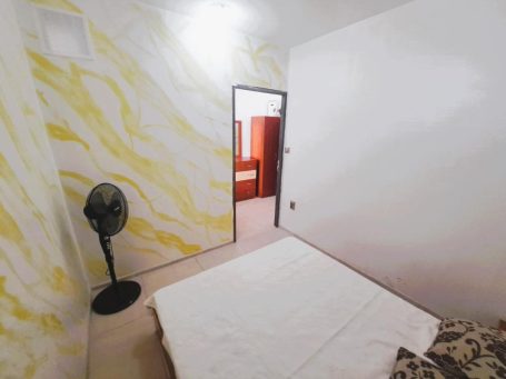 ID 1003 studio with rest and sleeping area