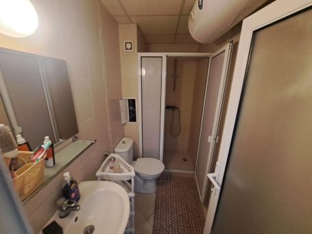 ID 1003 bathroom