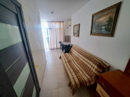 ID 1003 Studio in "Grand Camelia" complex