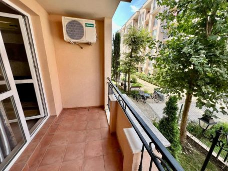 ID 996 terrace