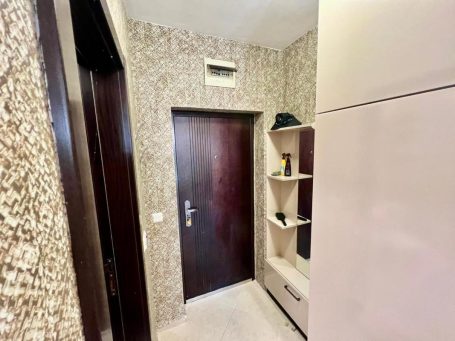 ID 996 Entrance hall