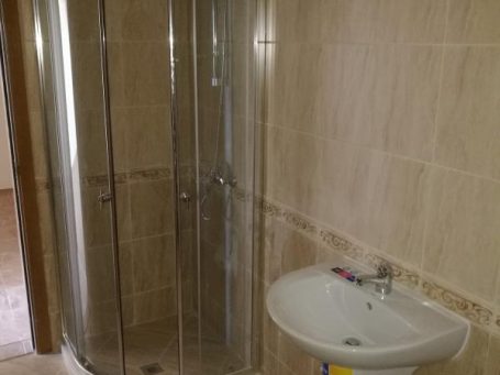 ID 773 bathroom