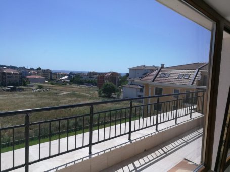 ID 773 View from the balcony to the sea