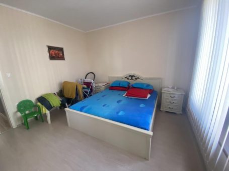 ID 1131 room with a double bed