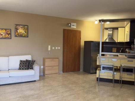 ID 771 Kitchen corner