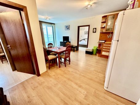 ID 842 Living room with kitchen