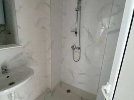 ID 1136 bathroom with boiler