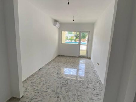 ID 1136 living room