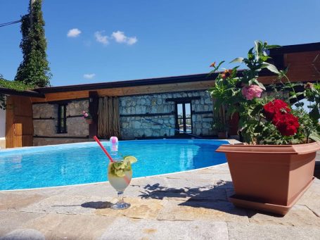ID 837 Swimming pool, territory