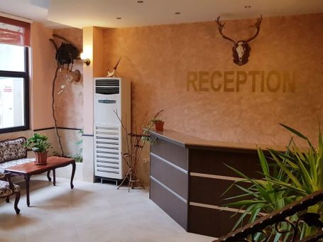ID 837 Hotel reception