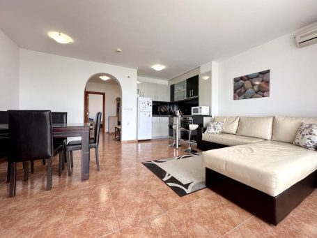 ID 1002 Living room with furniture