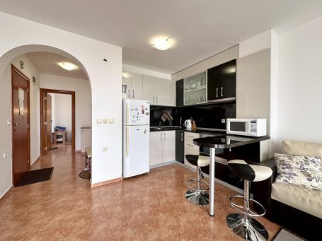 ID 1002 Living room with kitchen area
