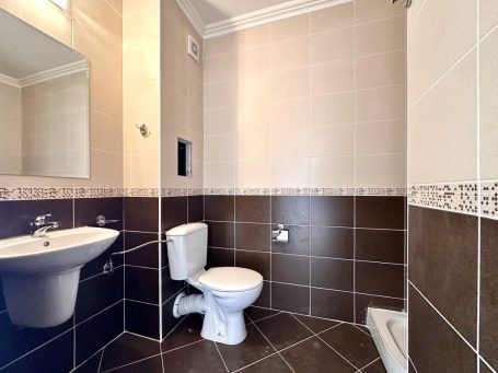 ID 937 bathroom